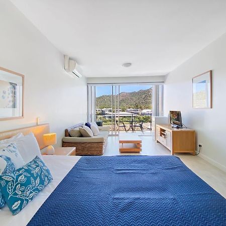 Blue On Blue Studio Room 1322 Nelly Bay Exterior photo